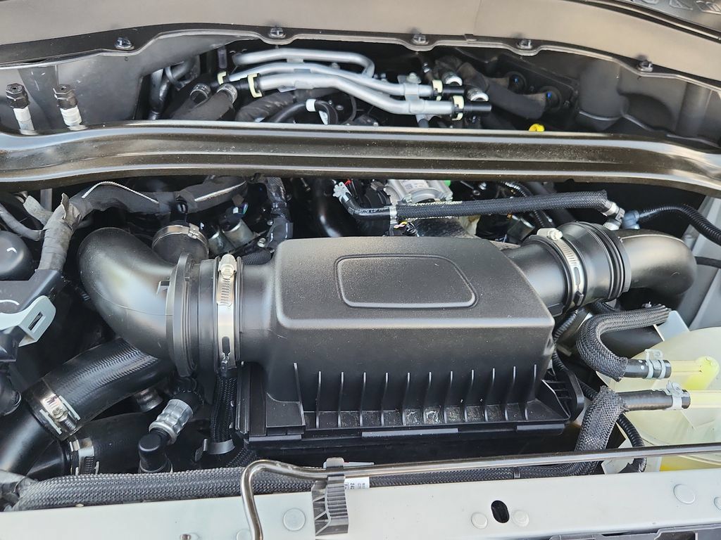 Used 2025 Ford Explorer ST AWD/4WD image 18