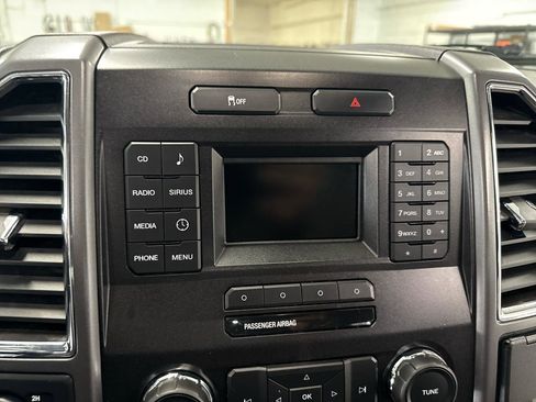 Used 2016 Ford F150 XLT w/ Equipment Group 301A Mid image 19