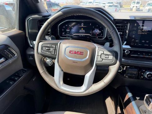 Used 2024 GMC Sierra 1500 SLT w/ SLT Premium Plus Package AWD/4WD image 11