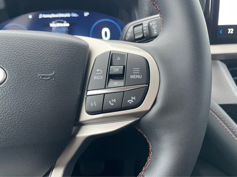 Used 2026 Ford Explorer Active image 19