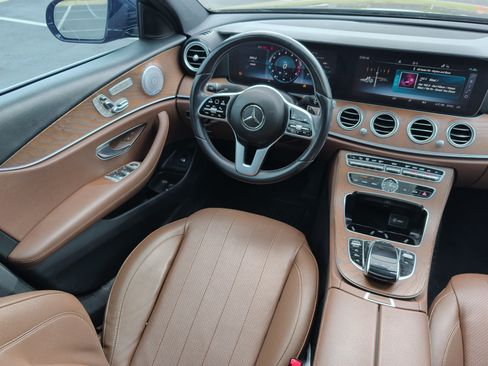 Used 2020 Mercedes-Benz E 350 Sedan image 9