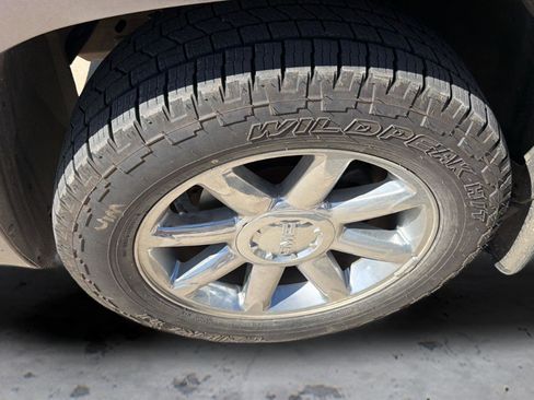 Used 2011 GMC Yukon XL Denali AWD/4WD image 7