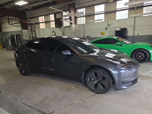 Used 2023 Tesla Model 3 Standard Range RWD image 3