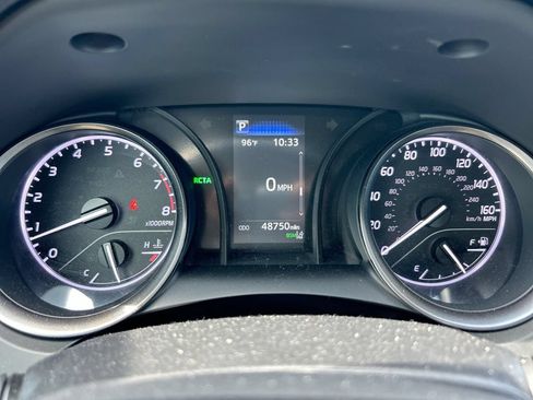 Used 2021 Toyota Camry SE w/ Convenience Package FWD image 22