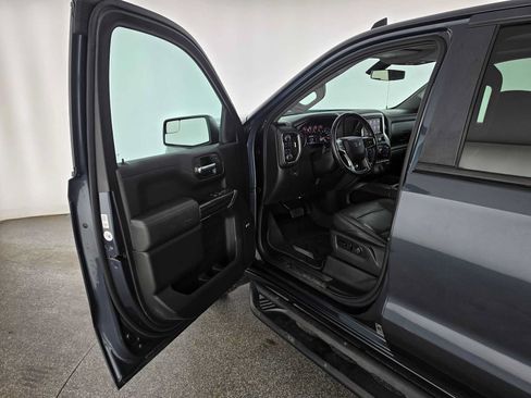 Used 2019 Chevrolet Silverado 1500 LT Trail Boss AWD/4WD image 19