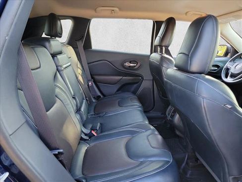 Used 2014 Jeep Cherokee Limited w/ Luxury Group FWD image 13