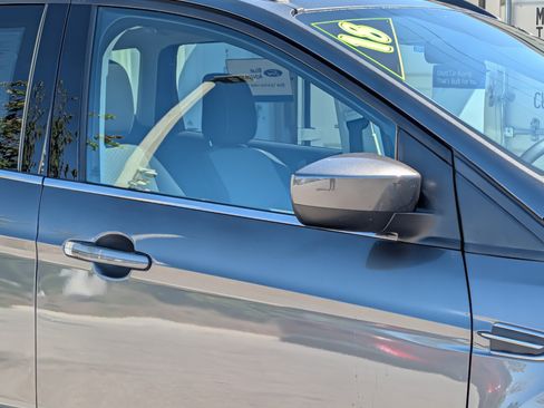 Used 2018 Ford Escape SE image 10