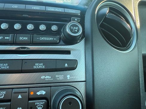 Used 2014 Honda Pilot Touring image 31