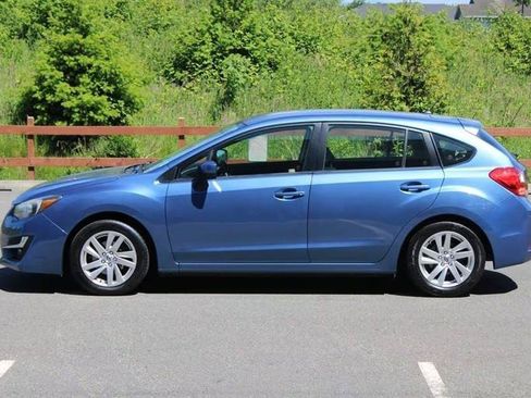 Used 2015 Subaru Impreza 2.0i Premium AWD/4WD image 3