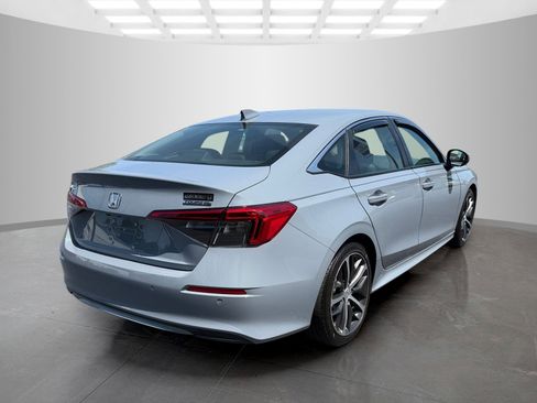 Used 2023 Honda Civic Touring image 7