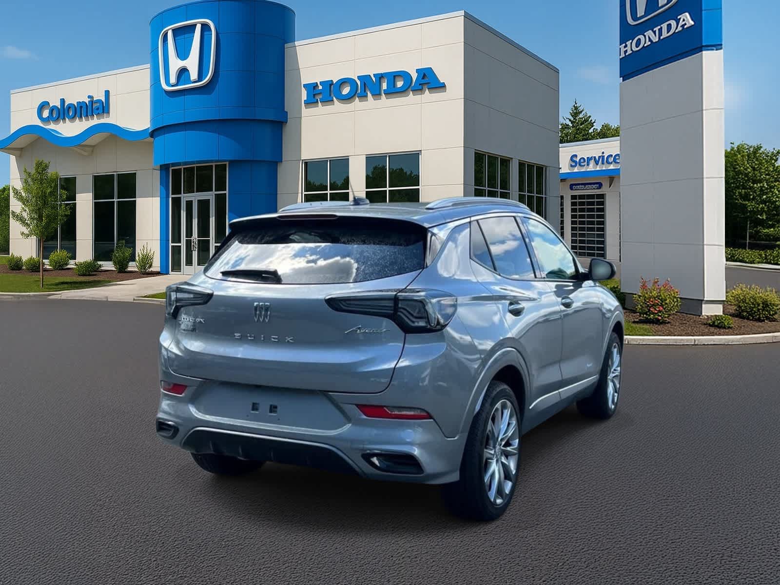 Used 2024 Buick Encore GX Avenir w/ Avenir Technology Package AWD/4WD image 6