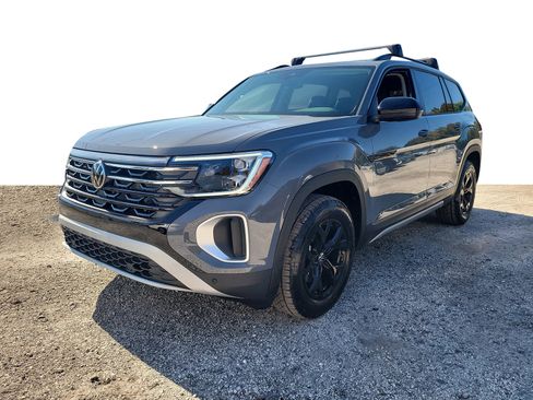 New 2026 Volkswagen Atlas Peak Edition AWD/4WD image 4