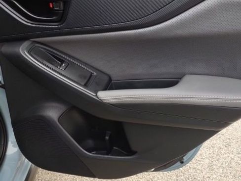 Used 2022 Subaru Crosstrek 2.5i Sport w/ Moonroof Package image 20