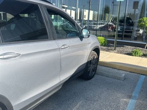 Used 2022 Honda Pilot Sport image 8