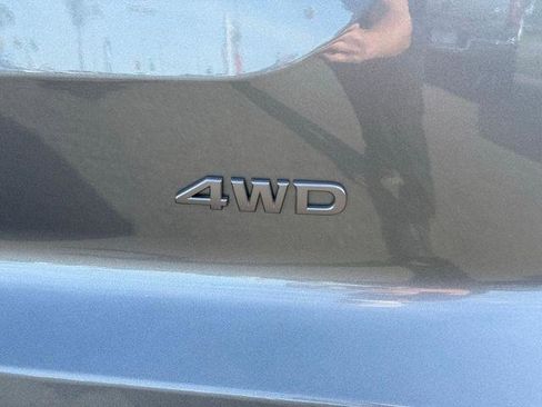 New 2026 Nissan Pathfinder SV image 8