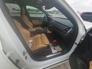 Used 2018 Volvo XC90 T6 Momentum w/ Convenience Package AWD/4WD image 6