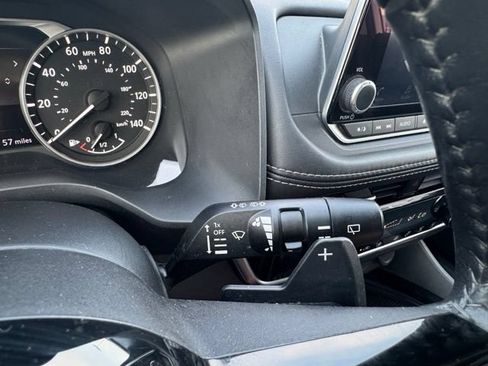 Used 2023 Nissan Rogue SV w/ SV Premium Package AWD/4WD image 29