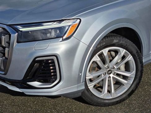 Used 2025 Audi Q7 3.0T Premium Plus image 9