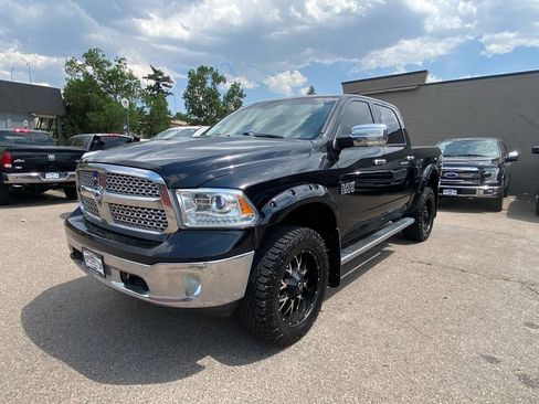 Used 2014 RAM 1500 Laramie AWD/4WD image 7