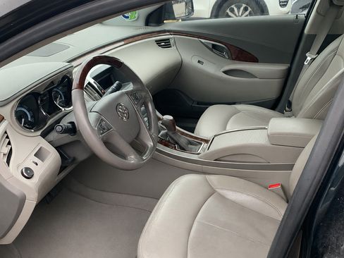 Used 2010 Buick LaCrosse CXS FWD image 2