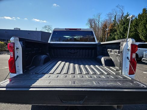 Used 2023 Chevrolet Silverado 2500 LT w/ Convenience Package image 28