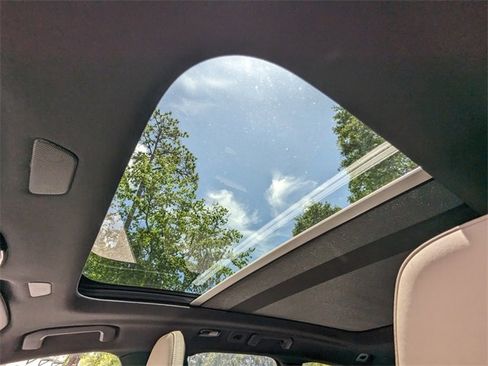 New 2026 Volvo XC60 B5 Plus w/ Protection Package Premier image 22