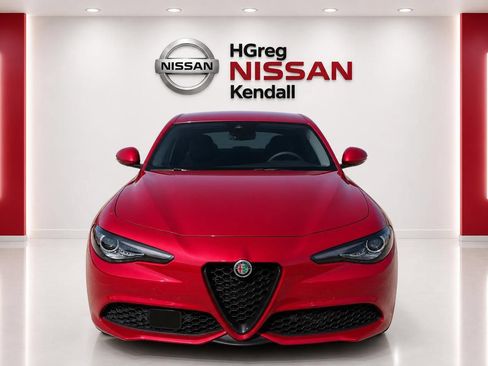 Used 2019 Alfa Romeo Giulia Ti Sport w/ Quick Order Package 22U Sport RWD image 5