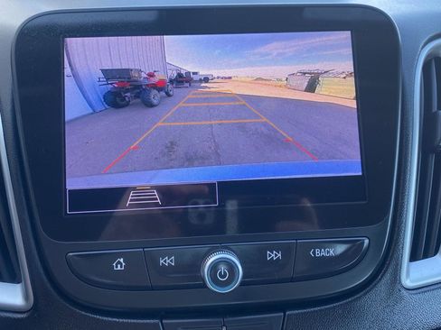Used 2024 Chevrolet Malibu LS FWD image 22