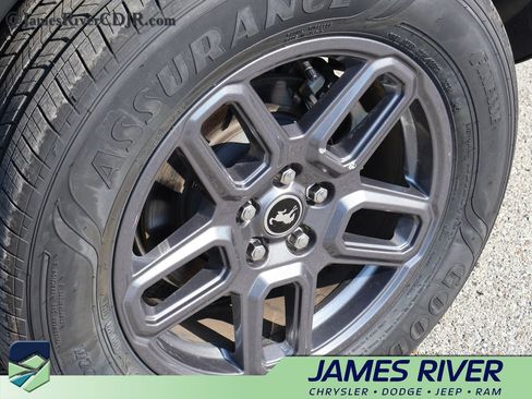 Used 2025 Ford Bronco Sport Big Bend AWD/4WD image 37