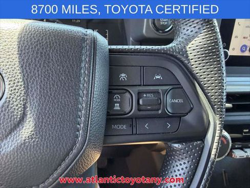 Certified 2025 Toyota Tacoma SR5 AWD/4WD image 32