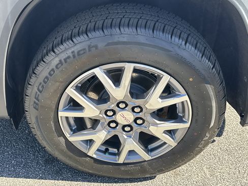 Used 2021 GMC Acadia SLT image 27