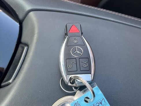 Used 2020 Mercedes-Benz AMG GT Roadster image 20