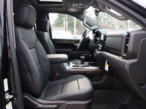 New 2026 Chevrolet Silverado 1500 RST image 40