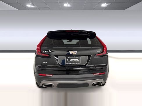 Used 2022 Cadillac XT4 Premium Luxury w/ Safety Alert Package AWD/4WD image 10