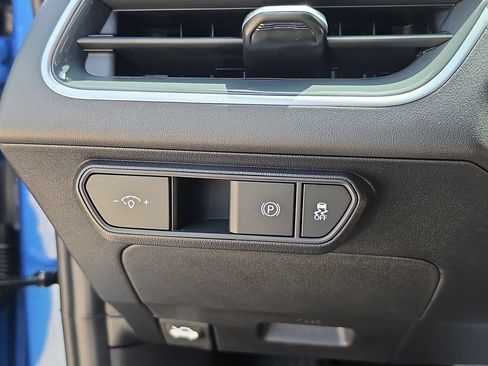 New 2026 Kia K4 GT-Line w/ GT-Line Premium Package FWD image 28