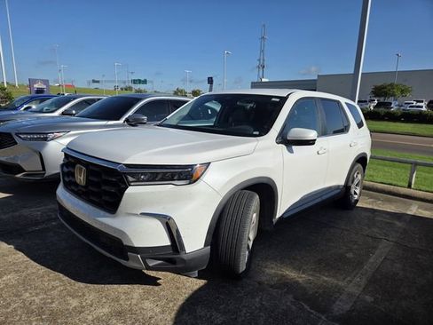 Used 2023 Honda Pilot EX-L image 3