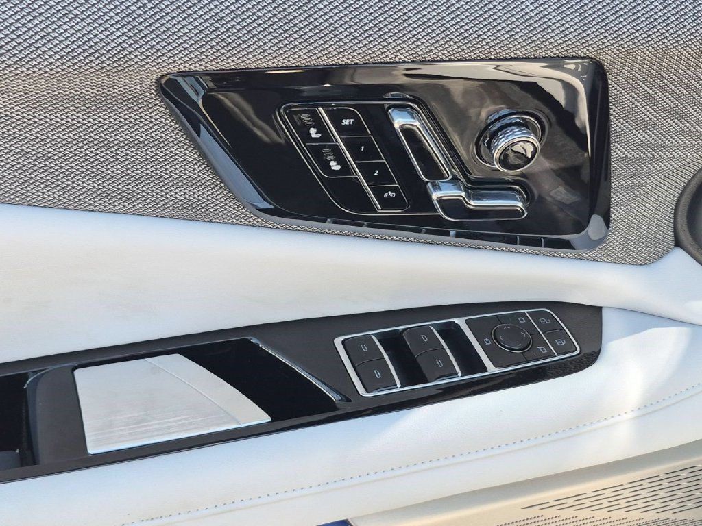 Certified 2026 Cadillac Optiq Sport 1 RWD image 28