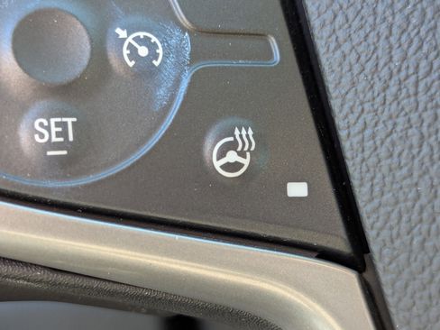 Used 2020 Chevrolet Colorado ZR2 image 23