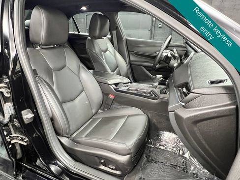 Used 2023 Cadillac CT4 Luxury w/ Cold Weather Package RWD image 7