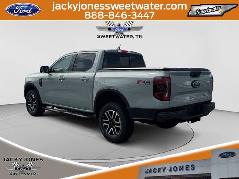 Used 2024 Ford Ranger Lariat w/ FX4 Off-Road Package AWD/4WD image 3