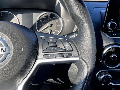 Used 2021 Nissan Sentra S image 11