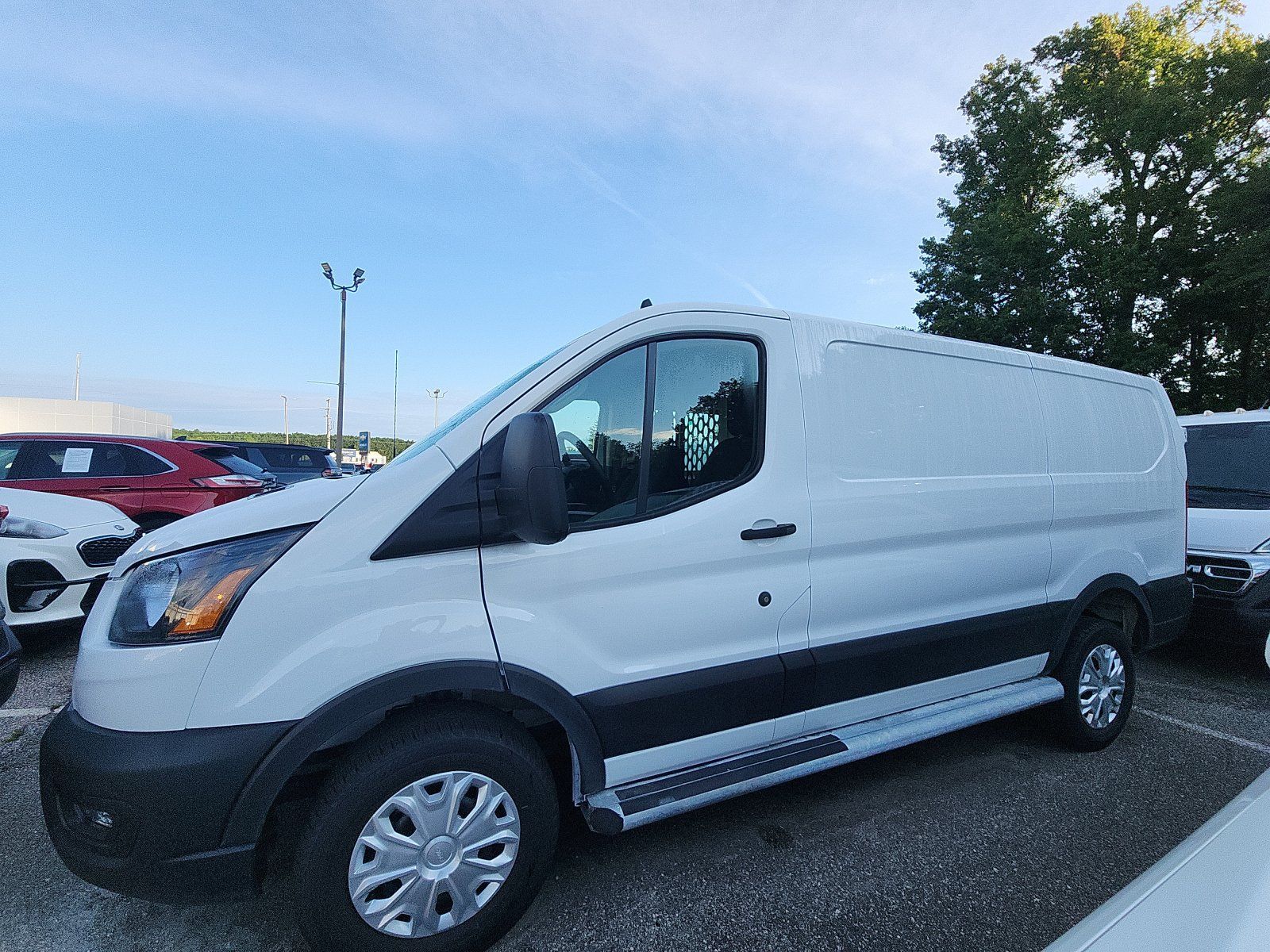 Used 2025 Ford Transit 250 Low Roof w/ Exterior Upgrade Package RWD image 2