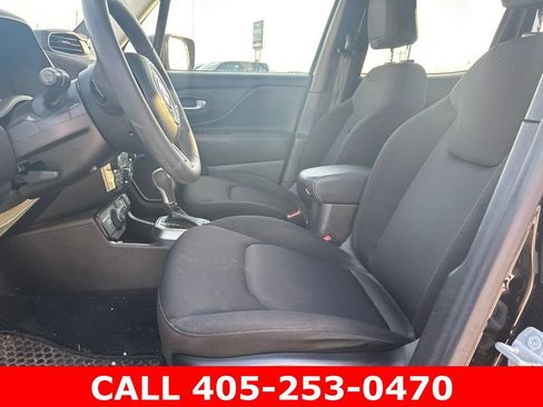 Used 2022 Jeep Renegade Sport w/ Sport Appearance Group AWD/4WD image 25