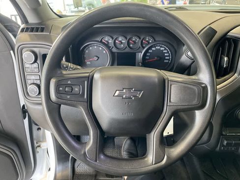 Used 2019 Chevrolet Silverado 1500 Custom Trail Boss w/ Custom Convenience Package AWD/4WD image 24