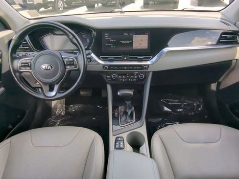 Used 2020 Kia Niro EX Premium FWD image 15