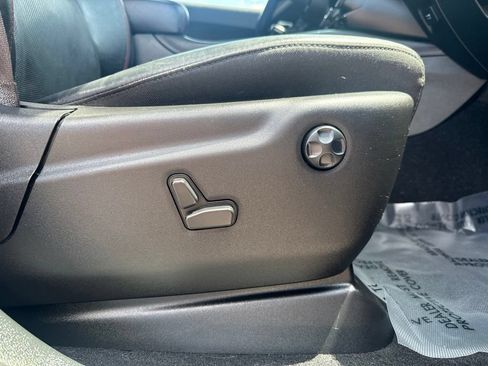 Used 2023 Dodge Durango GT AWD/4WD image 16
