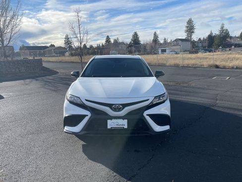 Used 2023 Toyota Camry SE image 10