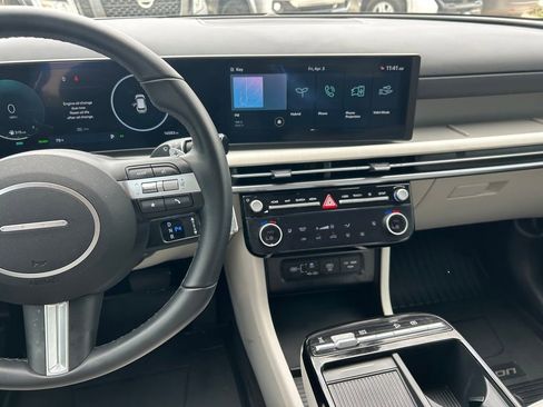 Used 2026 Hyundai Tucson SEL image 18