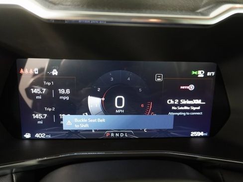 Used 2025 GMC Canyon Elevation image 24