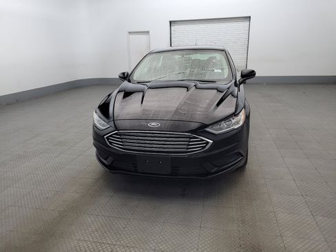 Used 2018 Ford Fusion S image 15